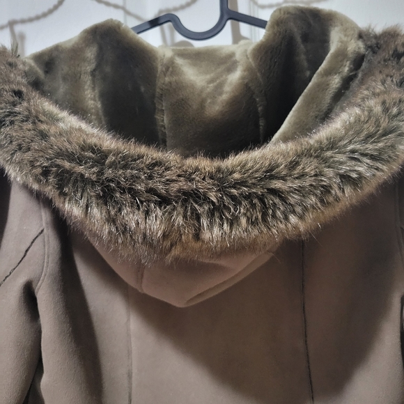 Vintage y2k olive green faux fur trim lined hooded suede winter coat small - Picture 9 of 11